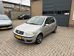 Fiat Punto - 1.4-16V_Inruiler-Lees Tekst
