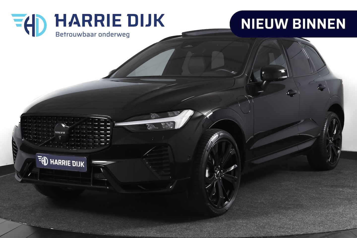 Volvo XC60 - 2.0 T8 Plug-in hybrid AWD Plus Black Edition | S/K-Panodak | Elek. Trekhaak | Harman/Kardo - AutoWereld.nl
