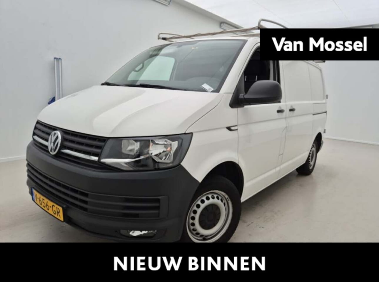 Volkswagen Transporter - 2.0 TDI L1H1 102PK | Airco | Trekhaak | Imperiaal | Navigatie | Elektrisch Verstel\Verwarm - AutoWereld.nl