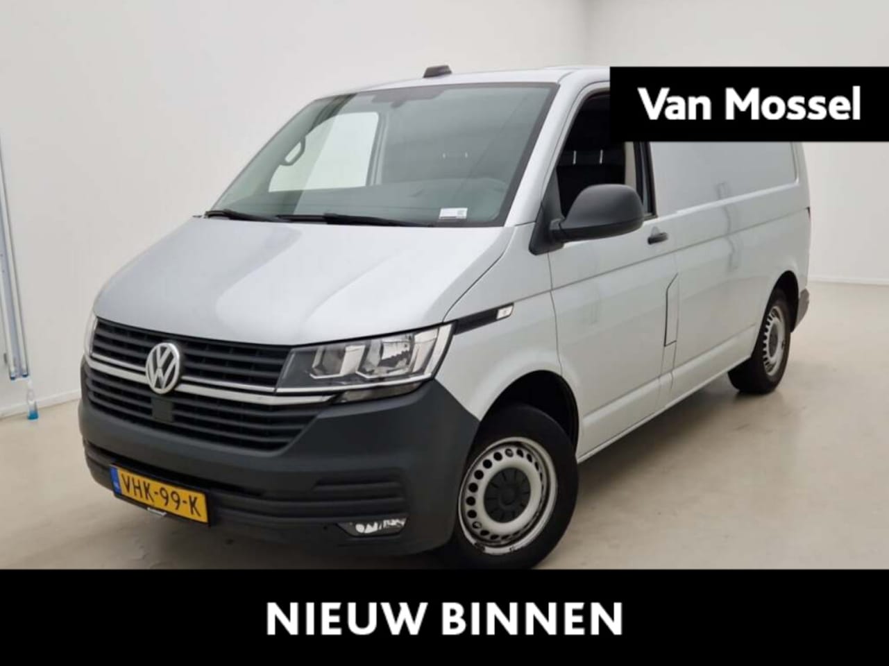 Volkswagen Transporter - 2.0 TDI L1H1 150PK | Automaat | Navigatie | Airco | Verwarmbare Voorruit | Multifunctionee - AutoWereld.nl