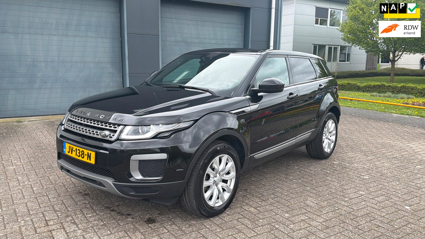 Land Rover Range Rover Evoque - 2.0 TD4 Urban Series Pure 2016 Automaat - AutoWereld.nl