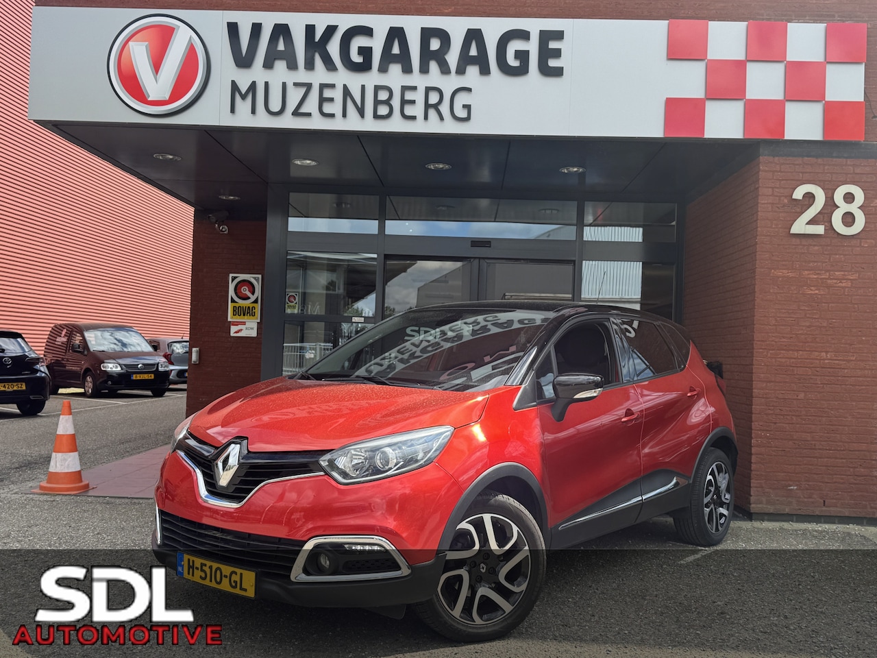Renault Captur - 1.2 TCe Dynamique // NAVI // PDC // CLIMA // CRUISE // TREKHAAK // BLUETOOTH // - AutoWereld.nl