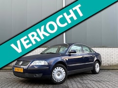 Volkswagen Passat - 2.3 V5-Airco-Cruise-NWE APK-Origineel Nederlands
