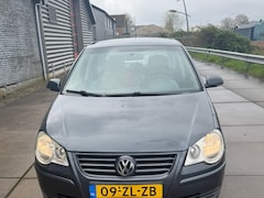 Volkswagen Polo - 1.4-16V Comfortline