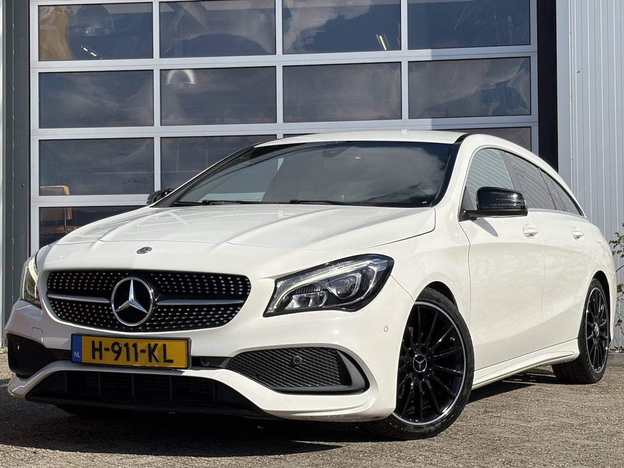 Mercedes-Benz CLA-klasse Shooting Brake - 200 Prestige AMG pakket 156pk | Apple Carplay/Android Auto | Bluetooth | Cruise control | - AutoWereld.nl