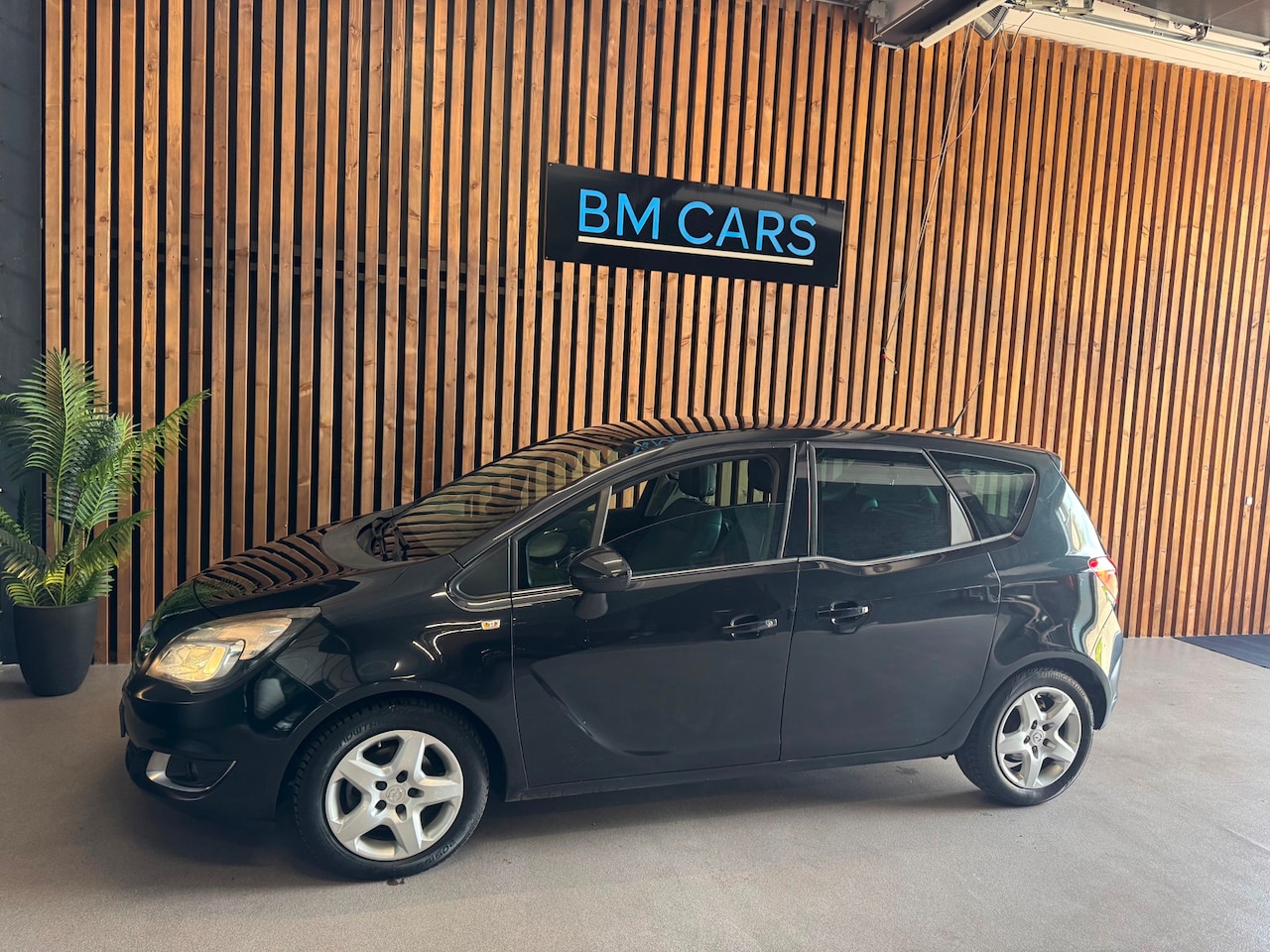 Opel Meriva - 1.4 Turbo Cosmo Airco, Panodak, Trekhaak - AutoWereld.nl