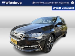 Skoda Superb Combi - 1.4 TSI iV 218pk Business Edition DSG Automaat 18"LM Velgen / Stoelverwarming / Comfortzet