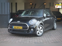MINI Cooper - 1.5 Business Navi|LM velgen|NL auto