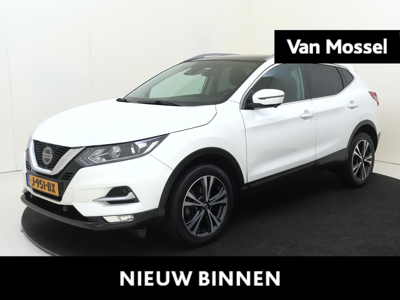 Nissan Qashqai - 1.3 DIG-T N-Connecta | Design-pakket | airco automatisch | Apple Carplay/Android | cruise - AutoWereld.nl