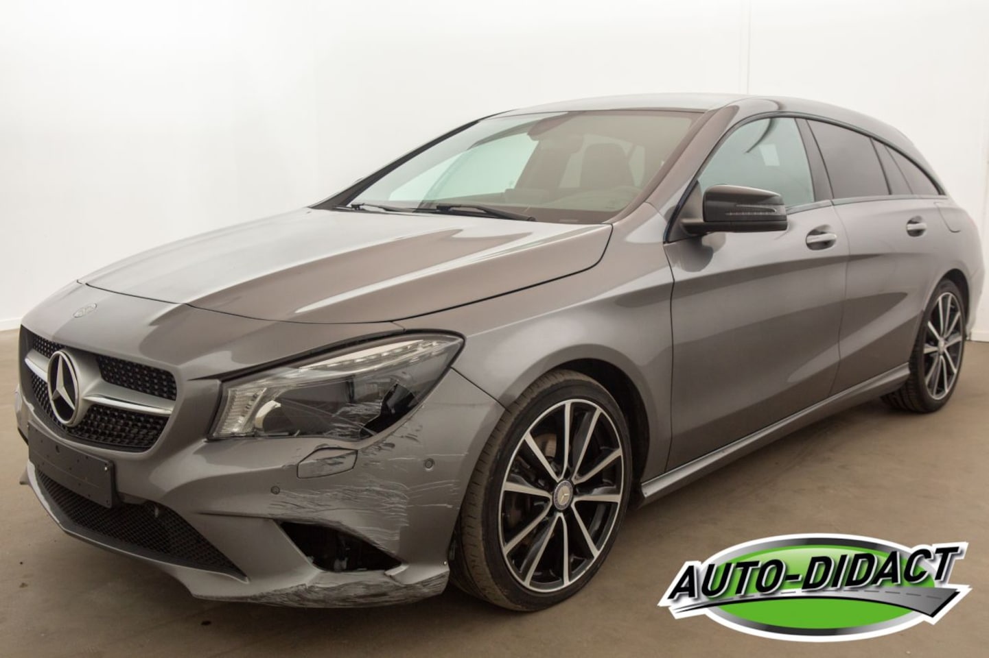 Mercedes-Benz CLA-klasse Shooting Brake - 200 CDI Airco Navi - AutoWereld.nl