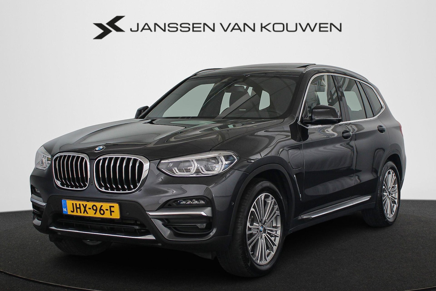 BMW X3 - xDrive30e High Executive Luxury Line Panoramadak Memory HiFi Head-Up 360 Camera - AutoWereld.nl
