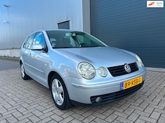 Volkswagen Polo - 1.4i 16V FSI Comfortline CLIMA 5DRS