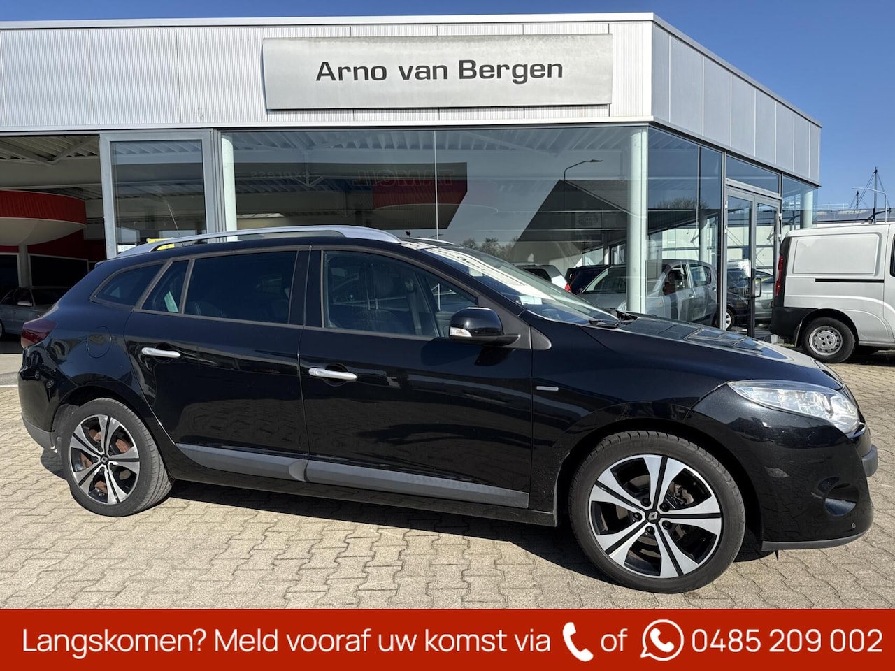 Renault Mégane Estate - 2.0 Bose 2.0 Bose, AUTOMAAT, panoramadak, half leder, navigatie, bluetooth, climatronic, cruisecont - AutoWereld.nl