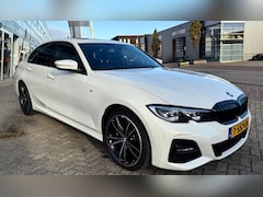 BMW 3-serie - | Plug-in Hybrid | xDrive 4WD | Panoramadak | Head-up Display | Camera | Leder | Sportpakk