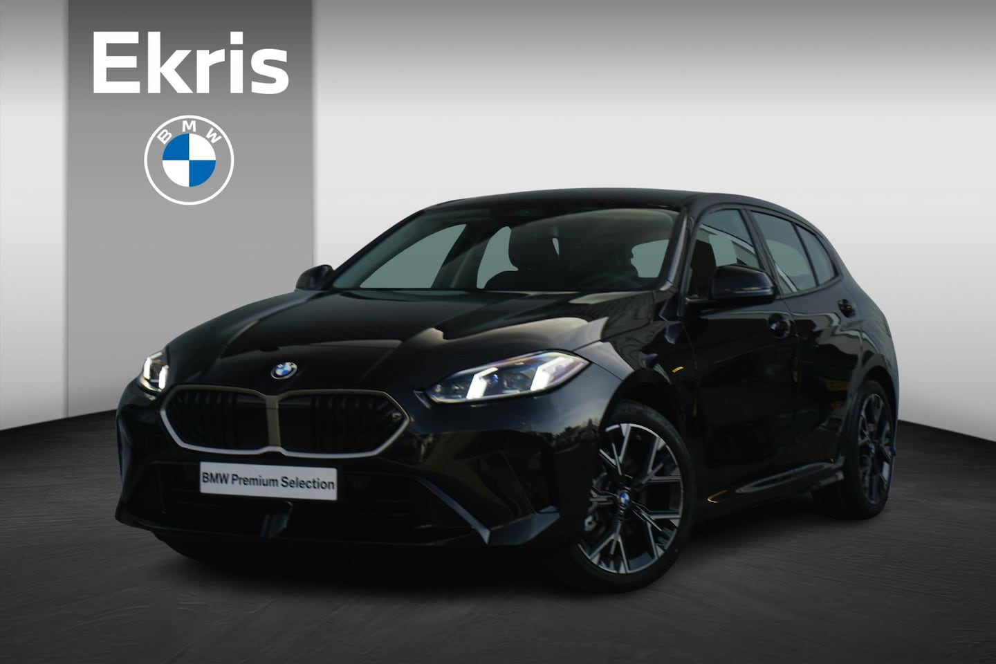 BMW 1-serie - 120 M Sport | Keyless Entry | Stoelverwarming | LED Adaptieve Koplampen met Grootlichtassi - AutoWereld.nl