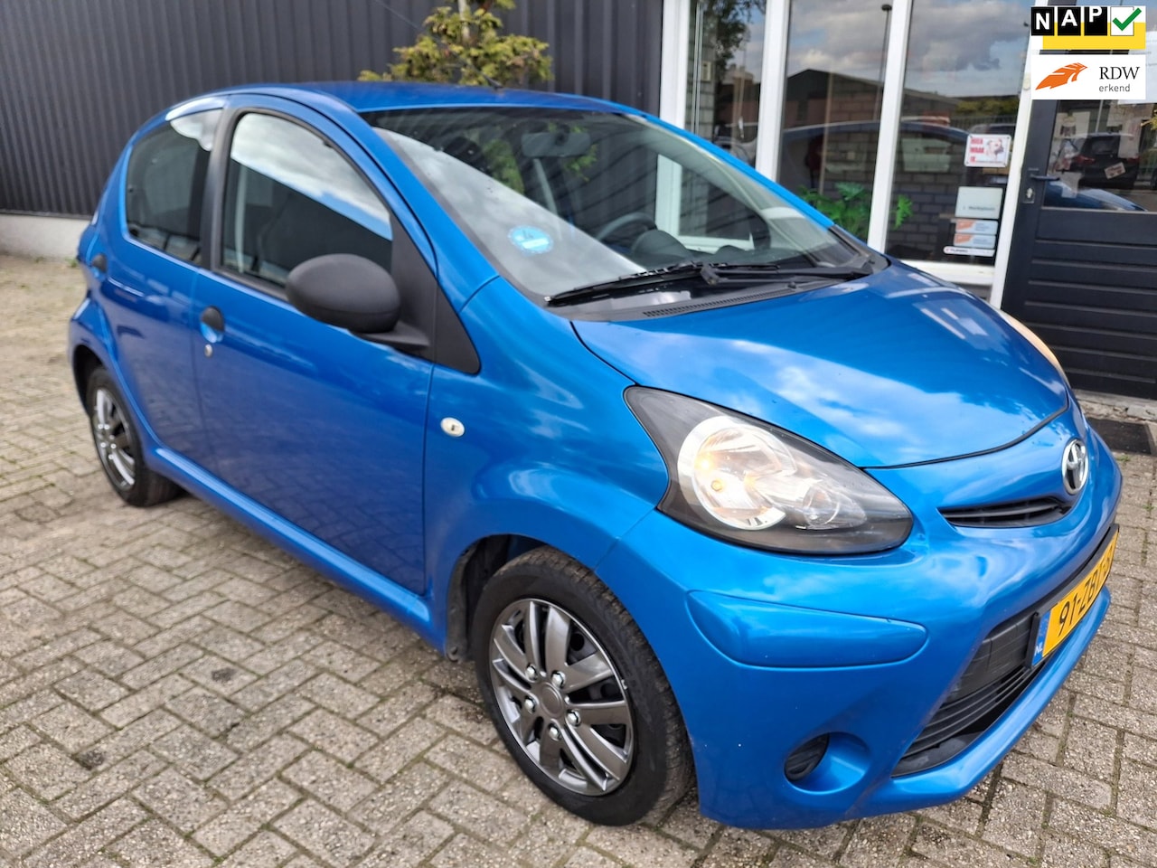 Toyota Aygo - 1.0 VVT-i Comfort**AIRCO**5-deurs** - AutoWereld.nl