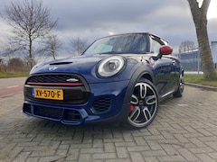 MINI John Cooper Works - John Cooper Works - 2.0 JCW-Pack 231PK, JCW pro uitlaat, Harmon Kardon