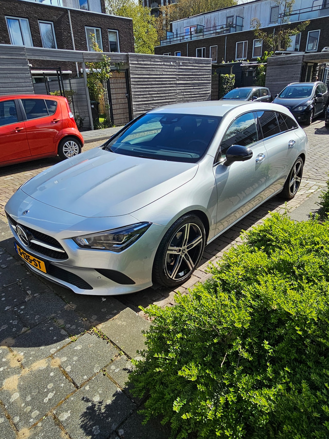 Mercedes-Benz CLA-klasse Shooting Brake - 180 Luxury Line Particulier 1e Eigenaar , Sportieve Mercedes CLA Shooting Brake / facelift led. foto's zeg - AutoWereld.nl