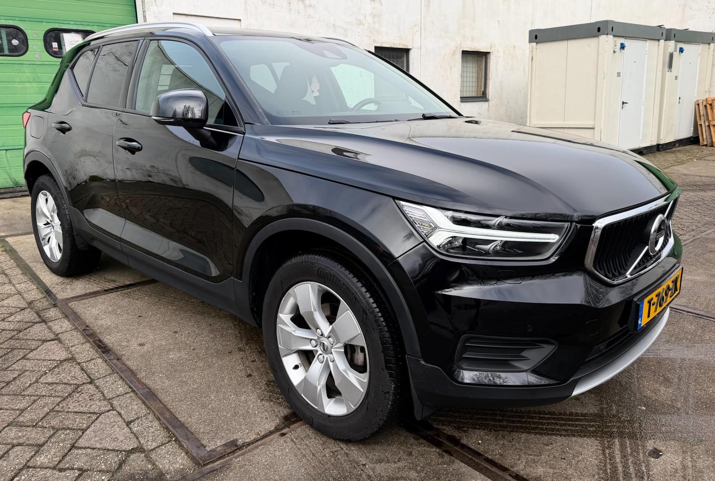 Volvo XC40 - 1.5 T3 Momentum Pro/APK/RIJKLAAR - AutoWereld.nl