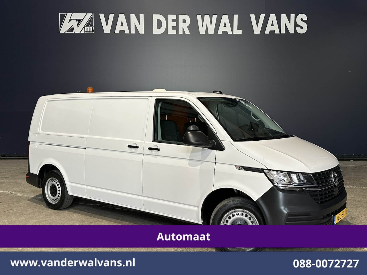 Volkswagen Transporter - 2.0 TDI 150pk Automaat L2H1 Inrichting Euro6 Airco | Camera | Apple Carplay | 2500kg Trekh - AutoWereld.nl
