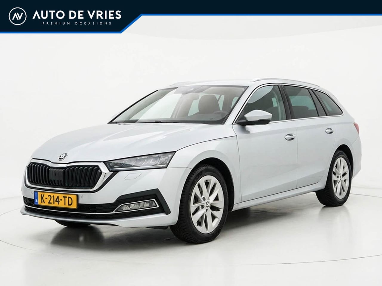 Skoda Octavia Combi - 1.0 e-TSI 110pk DSG Business Edition Plus | Carplay | Adaptive cruise | Winterpakket | Tre - AutoWereld.nl