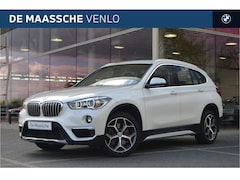 BMW X1 - sDrive20i xLine Automaat / Comfort Access / Stoelverwarming / Cruise Control / LED / Stuur