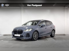 BMW 2-serie Active Tourer - 218i | M-Sport | Comfort Access | Panoramadak | Stoelverwarming | Stuurverwarming