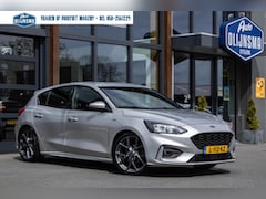 Ford Focus - 1.5 EcoBoost Titanium|ST uitgevoerd|Parkeersensoren|Trekhaak|