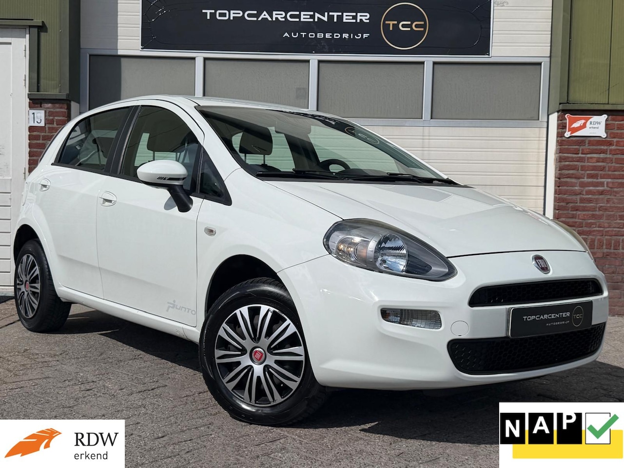 Fiat Punto Evo - 1.4 Power Easy/AIRCO/BLUETH/CRUISE/APK/NAP - AutoWereld.nl