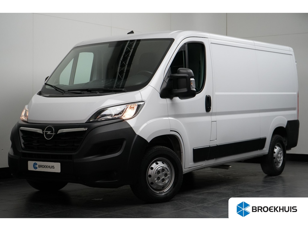 Opel Movano - 2.2D 140 L2H1 Edition 2.2D 140 L2H1 Edition - AutoWereld.nl