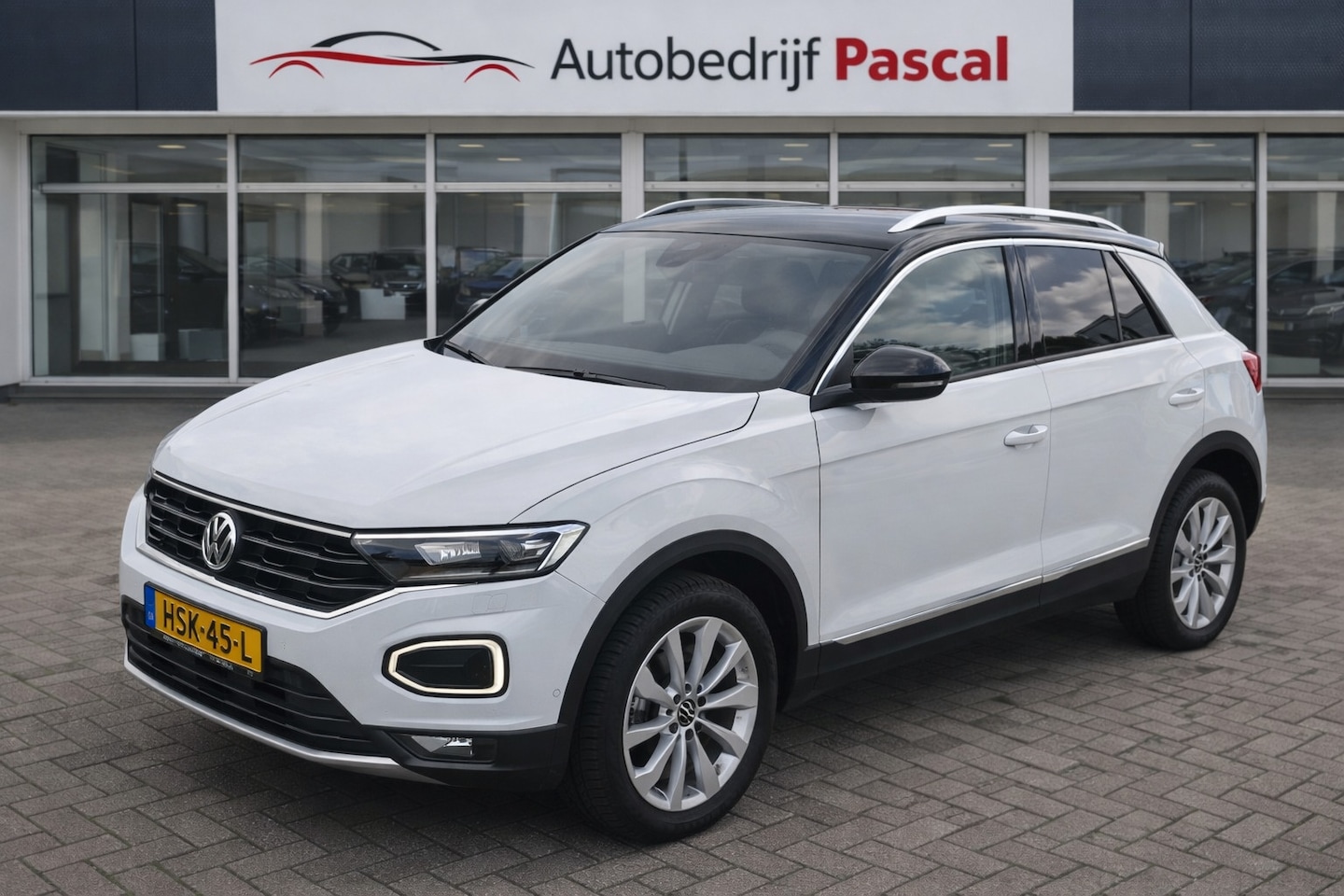 Volkswagen T-Roc - 1.5 TSI Life aut.- IQ Light-Inc.BTW - AutoWereld.nl
