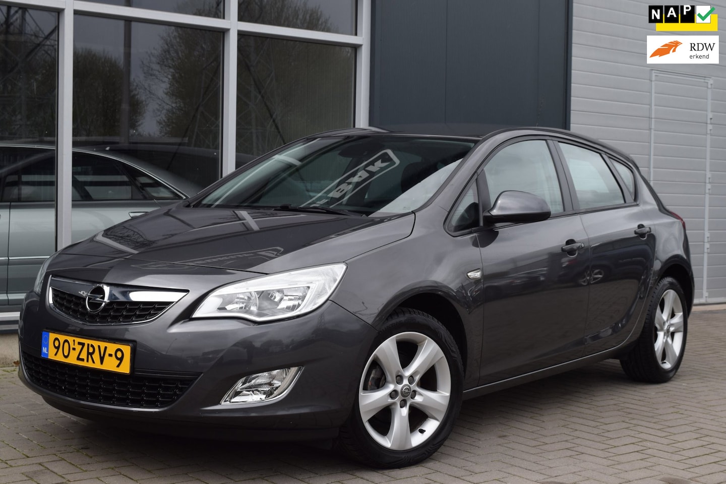 Opel Astra - 1.4 Turbo Color Edition | Airco | Cruise | NAP + APK 2-2027 - AutoWereld.nl