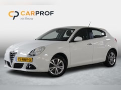 Alfa Romeo Giulietta - 1.4 T Distinctive All-Seasons | Climate | Lichtmetaal | Cruise