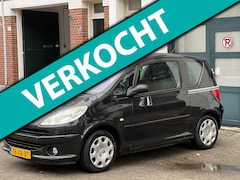 Peugeot 1007 - 1.4 Gentry-airco-elek ramen