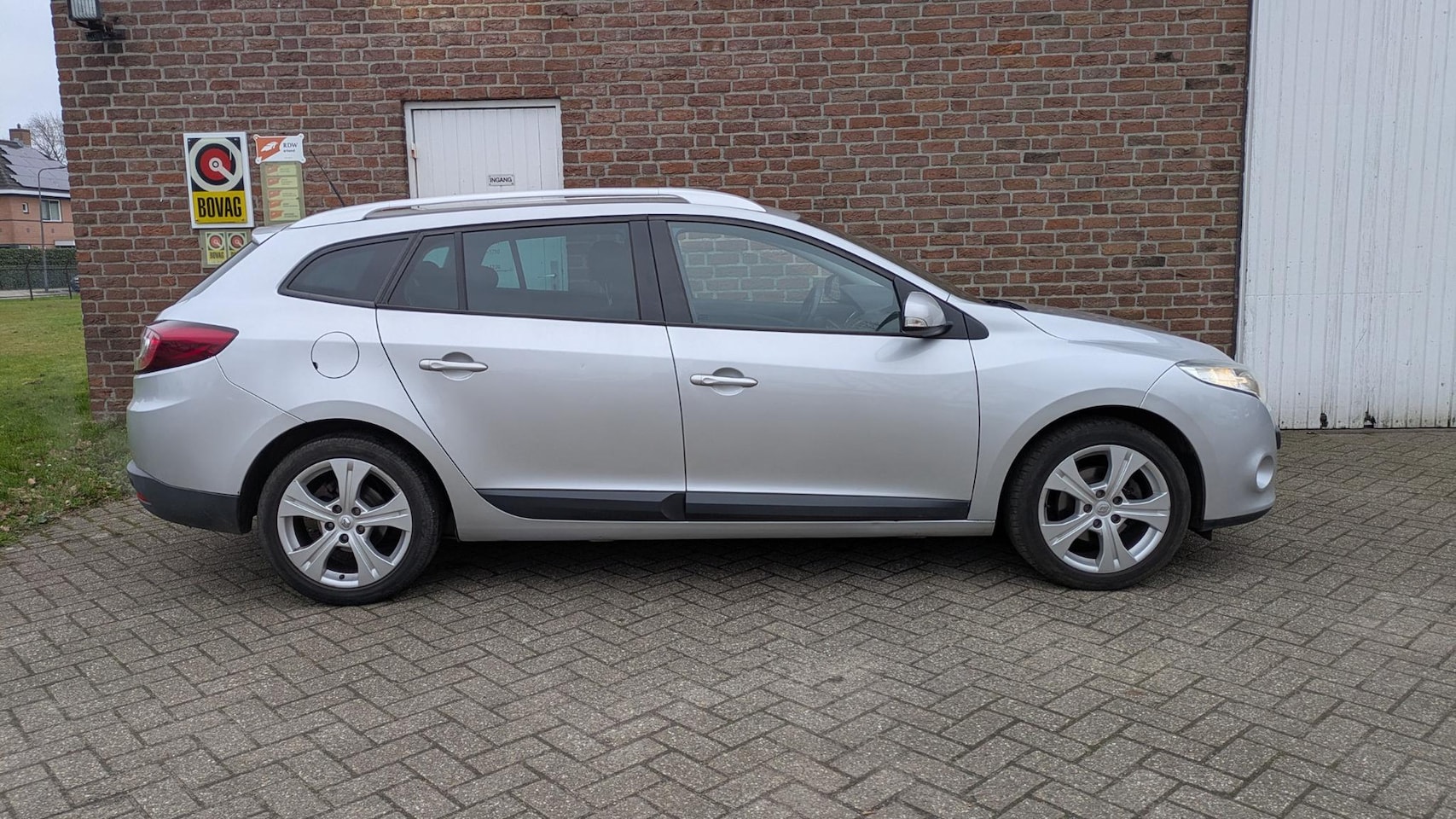 Renault Mégane Estate - 1.4 TCe Dynamique - airco - 2e eign. - AutoWereld.nl