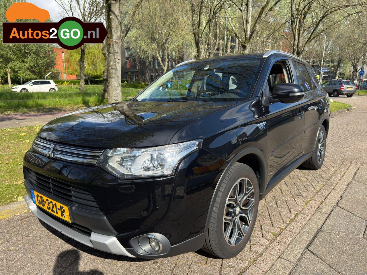 Mitsubishi Outlander - 2.0 PHEV instyle 2.0 PHEV Instyle+ - AutoWereld.nl