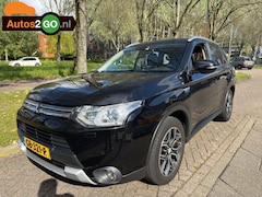Mitsubishi Outlander - 2.0 PHEV Instyle+