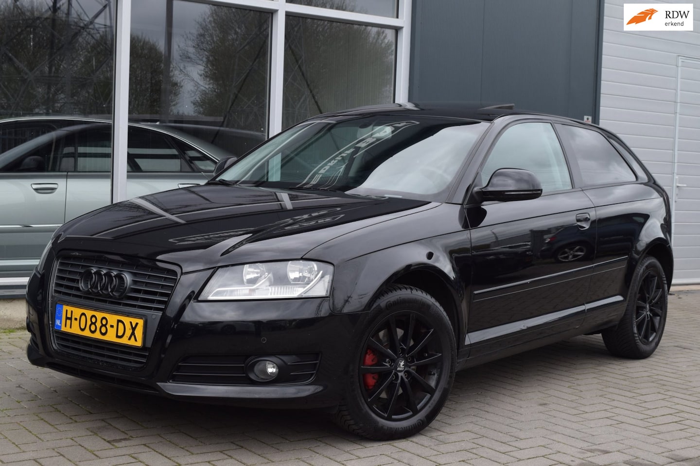 Audi A3 - 1.4 TFSI Attraction | Clima | Cruise | Dak | APK 3-2027 - AutoWereld.nl