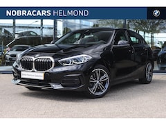 BMW 1-serie - 118i Sport Line Automaat / Sportstoelen / LED / Live Cockpit Professional / Cruise Control