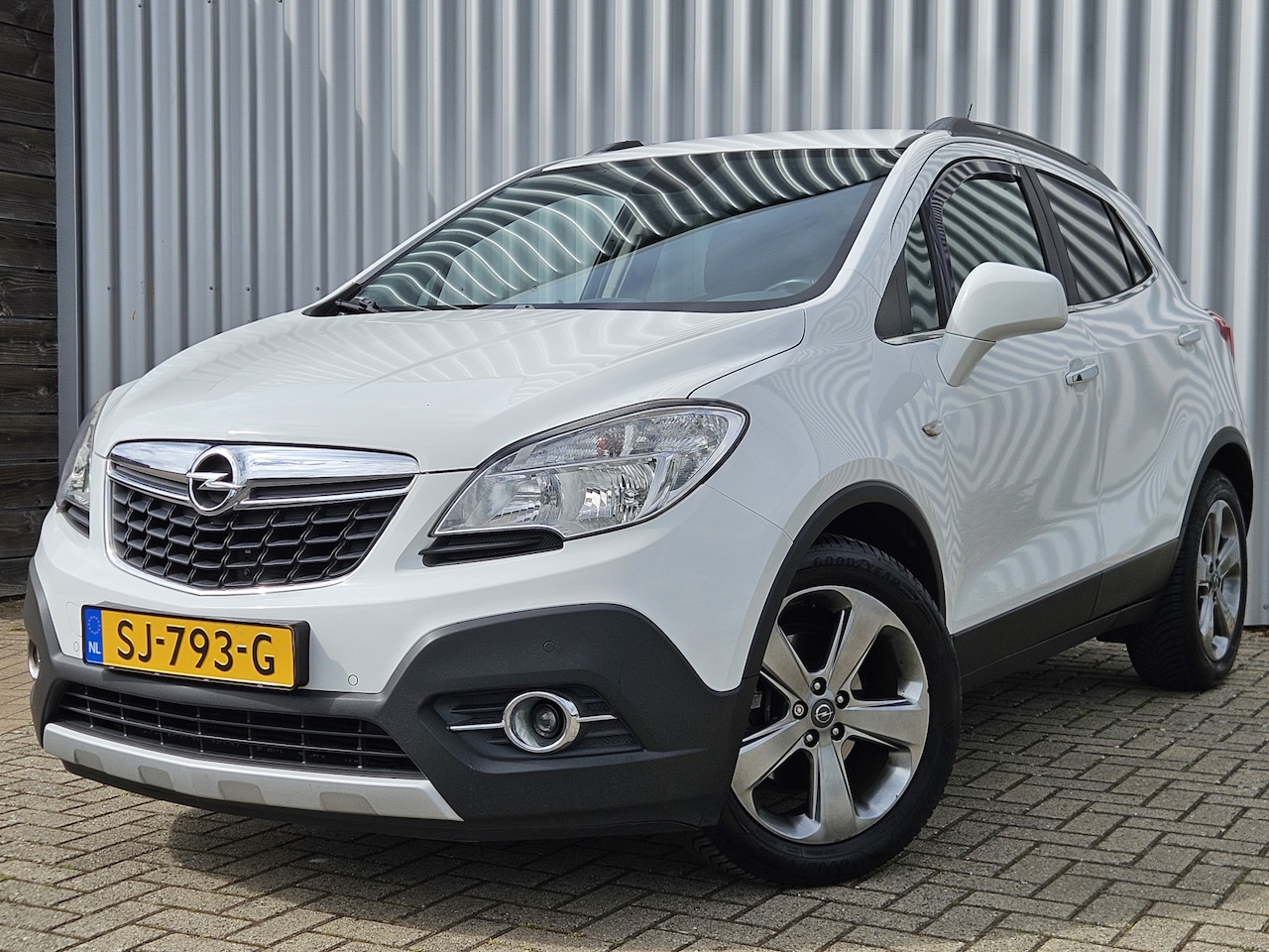 Opel Mokka - 1.4 T Cosmo 4x4 /Dealer Onderhouden/Cruise! - AutoWereld.nl