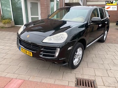 Porsche Cayenne - 3.6 airco leer lm velgen navigatie trekhaak el stoelen voll opties 318006 km