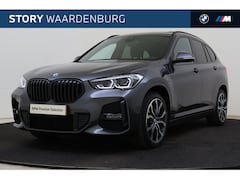BMW X1 - xDrive25e M Sport Automaat / Panoramadak / Sportstoelen / Head-Up / Achteruitrijcamera / L