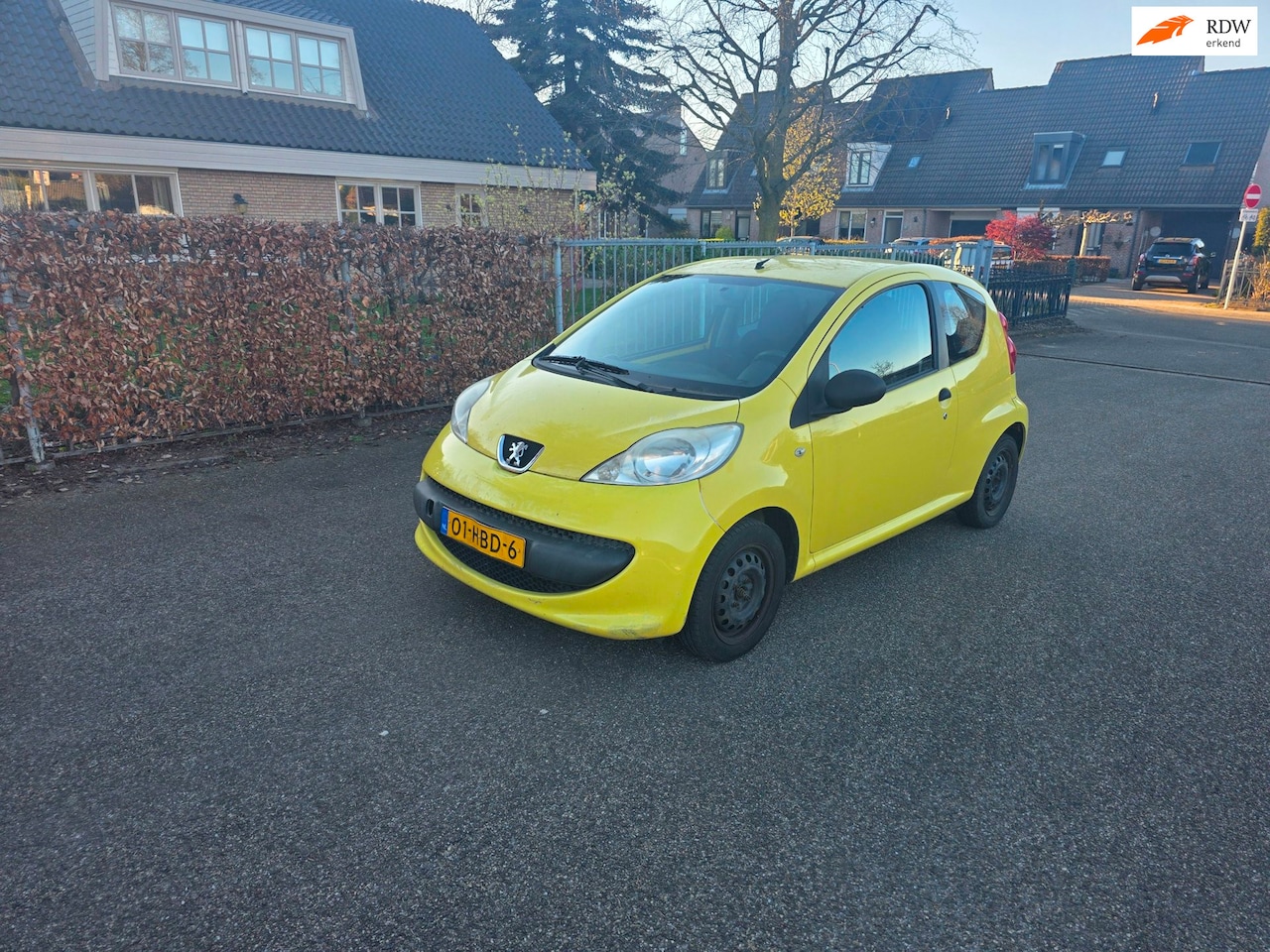 Peugeot 107 - 1.0-12V XR 1.0-12V XR - AutoWereld.nl