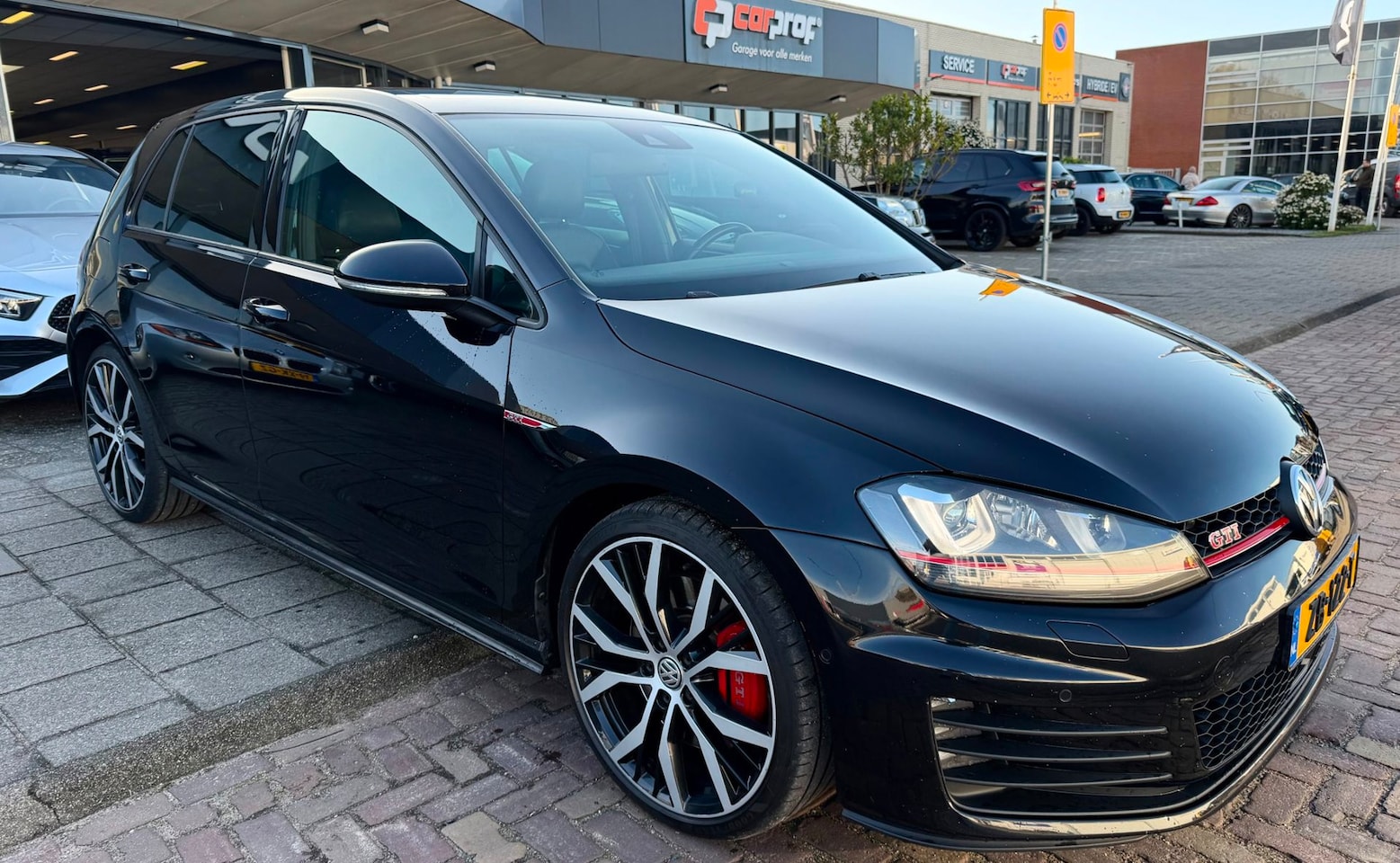 Volkswagen Golf - 2.0 TSI GTI Performance /APK/RIJKLAAR/CAMERA - AutoWereld.nl