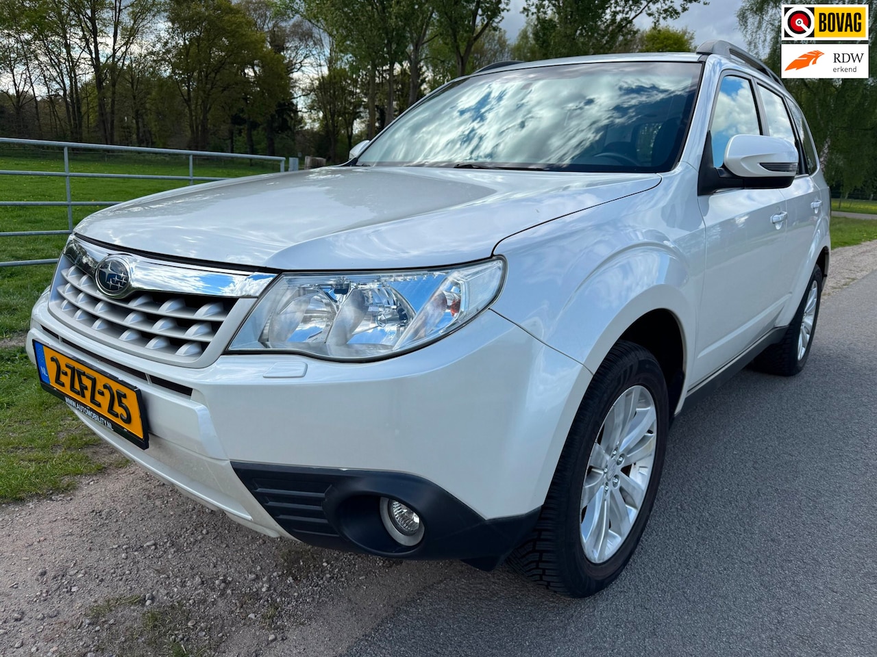 Subaru Forester - 2.0 XS Premium AUTOMAAT|top onderhouden|navigatie|trekhaak - AutoWereld.nl