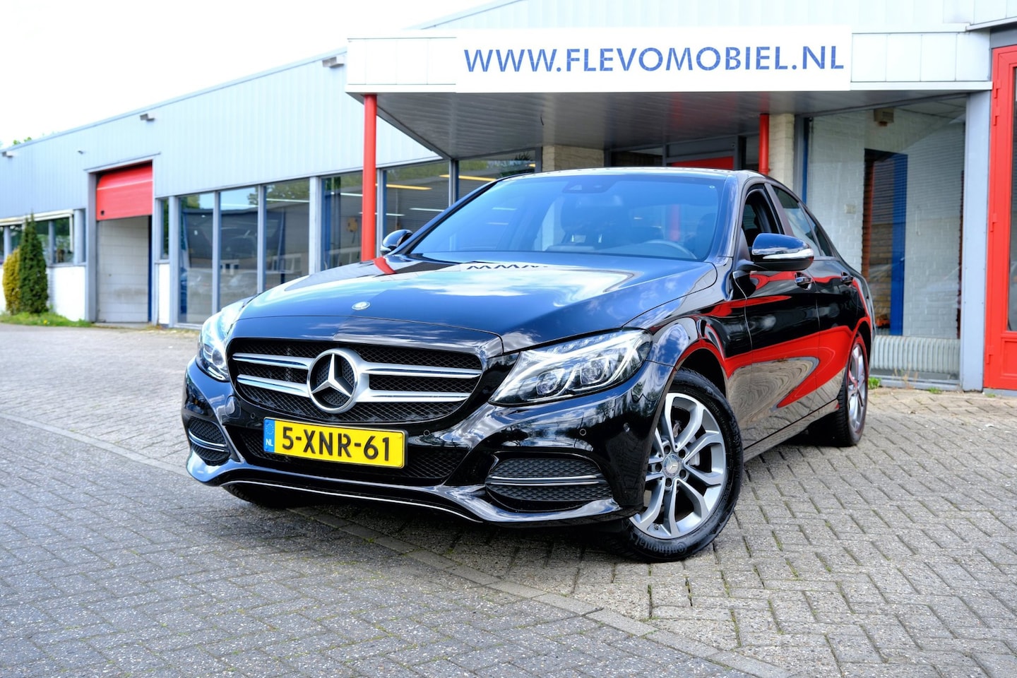 Mercedes-Benz C-klasse - 180 Edition Prestige Navi|Burmester|Leder|Cam - AutoWereld.nl