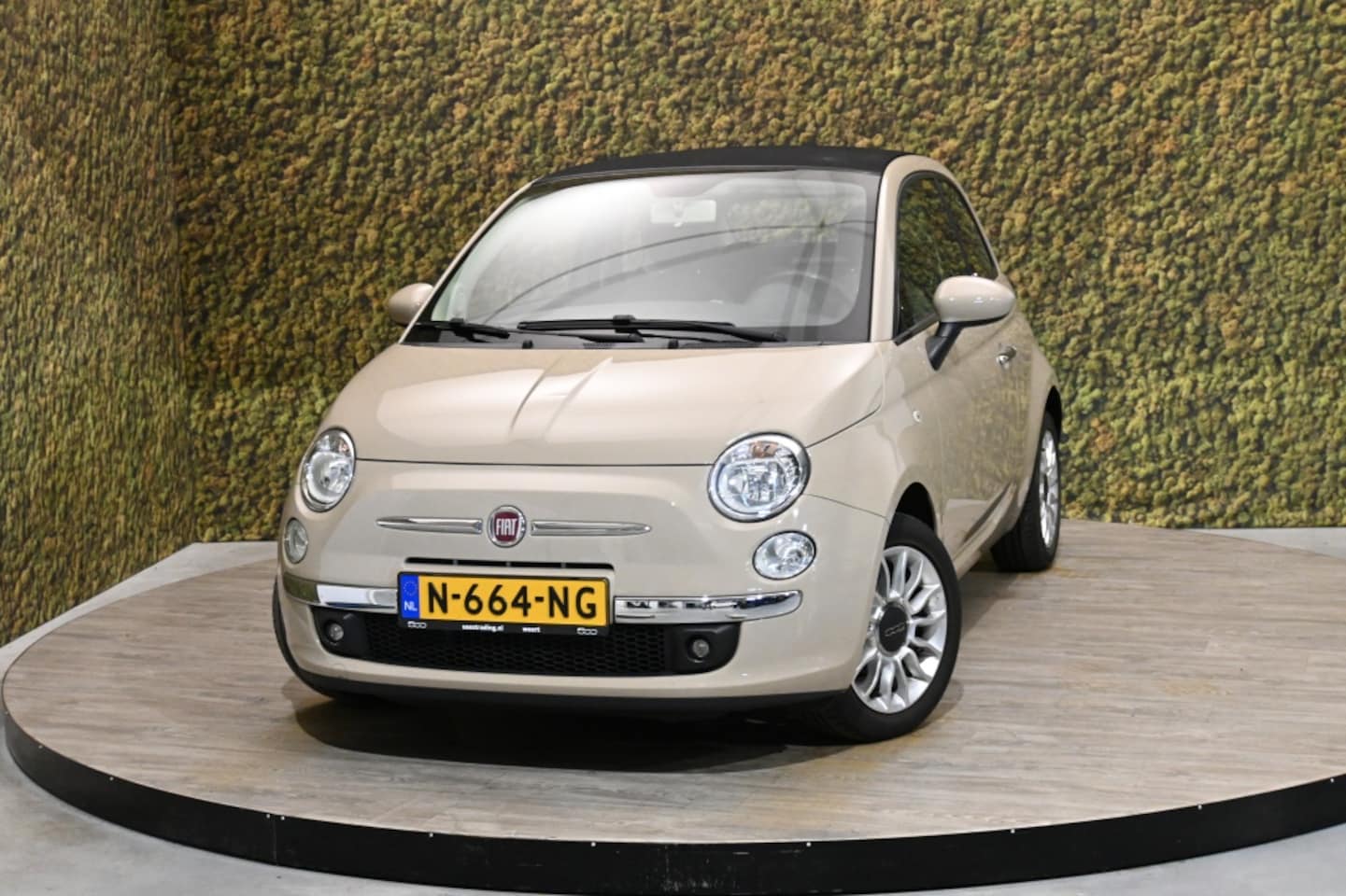 Fiat 500 C - 1.2 Lounge Cabrio | PDC | Airco | Cappuccino - AutoWereld.nl