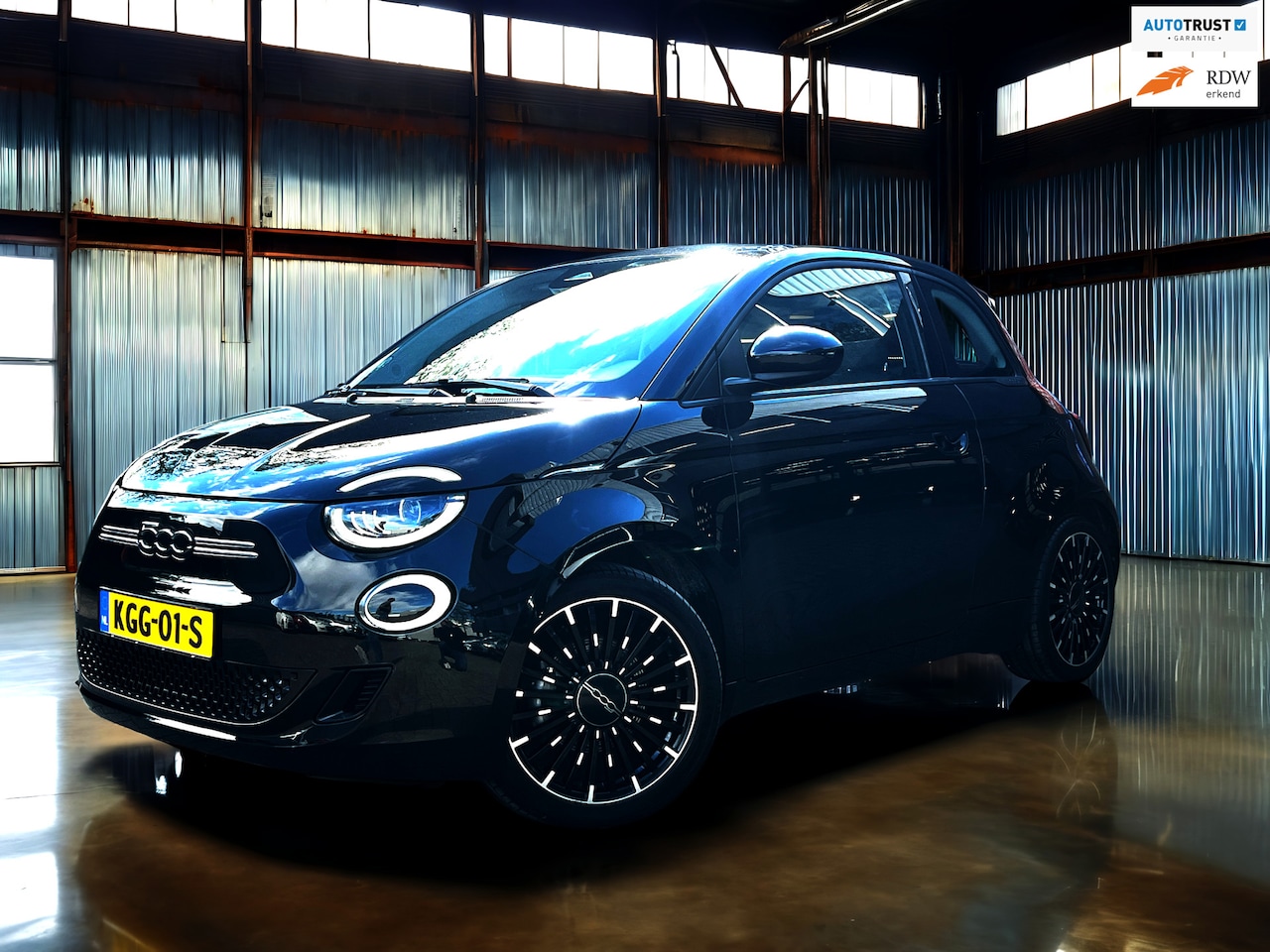 Fiat 500 - Icon 42 kWh Panoramadak_Zeer nette auto - AutoWereld.nl