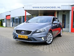 Volvo V40 - 2.0 D2 R-Design Navi|Leder-Alcantara|Clima|LMV