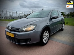 Volkswagen Golf - 1.2 TSI Comfortline BlueMotion, CLIMATRONIC, NAVIGATIE, CRUISE CONTROL, NIEUWE APK